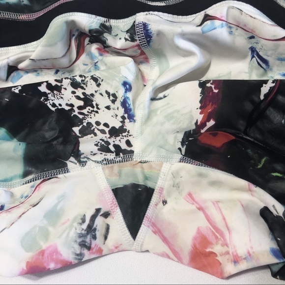 LULULEMON NWOT Run Inspire Crop II - Picture 10 of 12